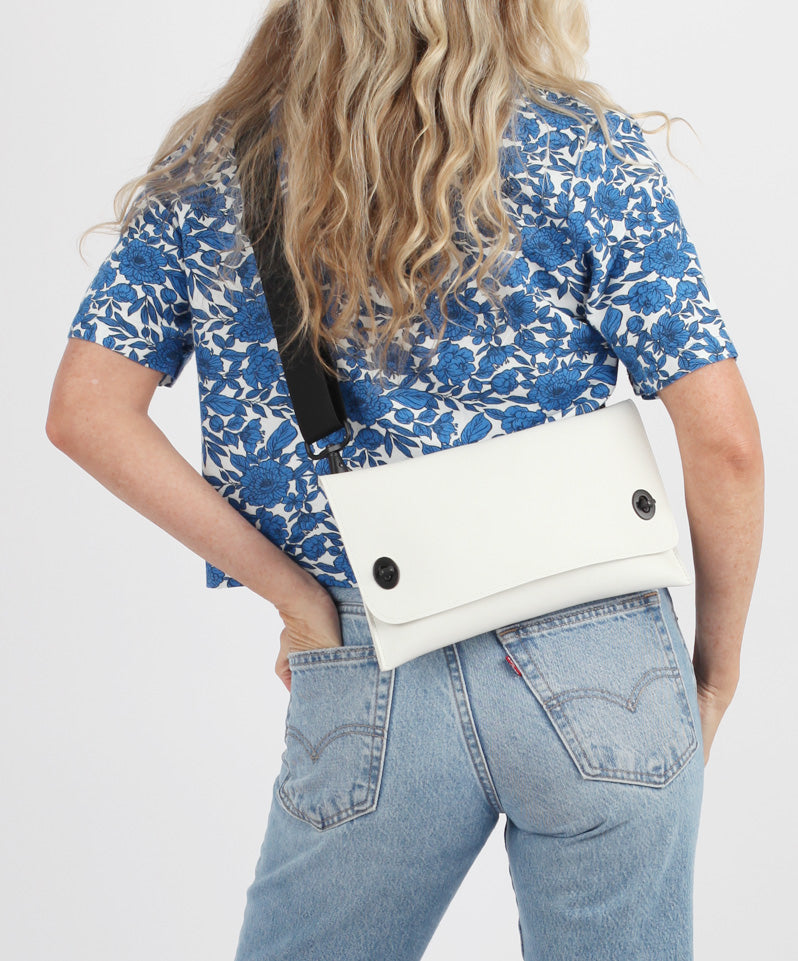 LATITUDE (Crossbody Belt Bag)